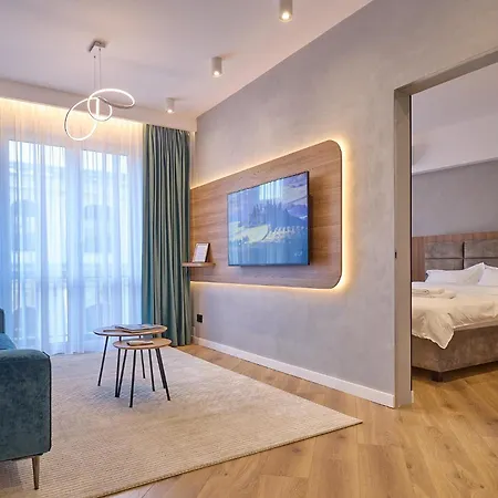 Chanttal Luxury - Academy Apartment Bukarest