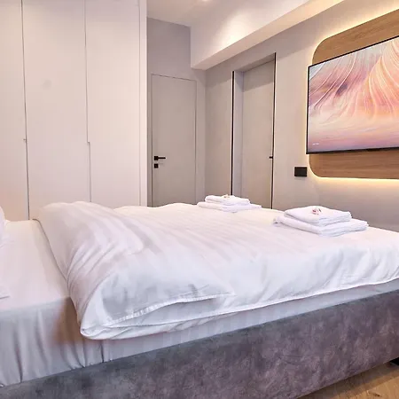 Chanttal Luxury - Academy Apartment Bucharest